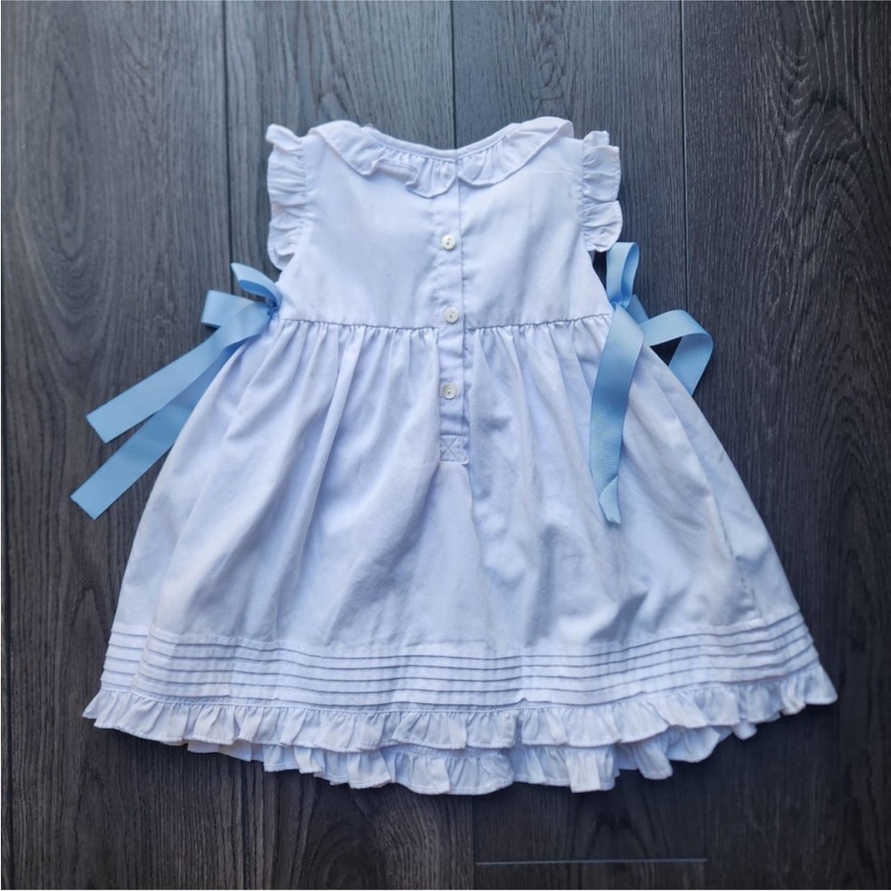 Adorable Cecil & Lou White Smocked Dress Size 24M - Picture 4 of 5